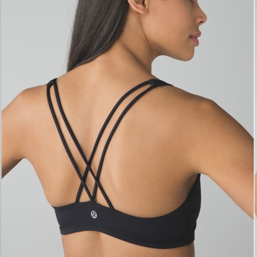 Lululemon Free To Be Bra. Black. Crossed Back. Non Padded. Size 8.